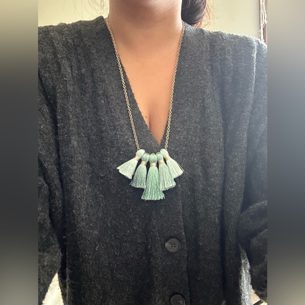 Tassle necklace